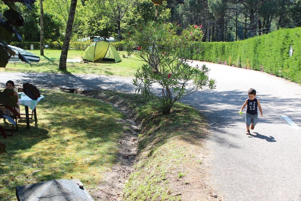 Aldea Guntin Camping Caniza La Caniza Exterior foto