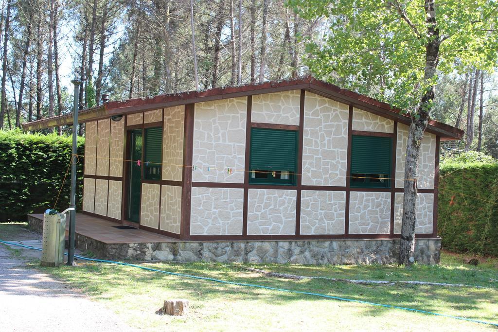 Aldea Guntin Camping Caniza La Caniza Quarto foto