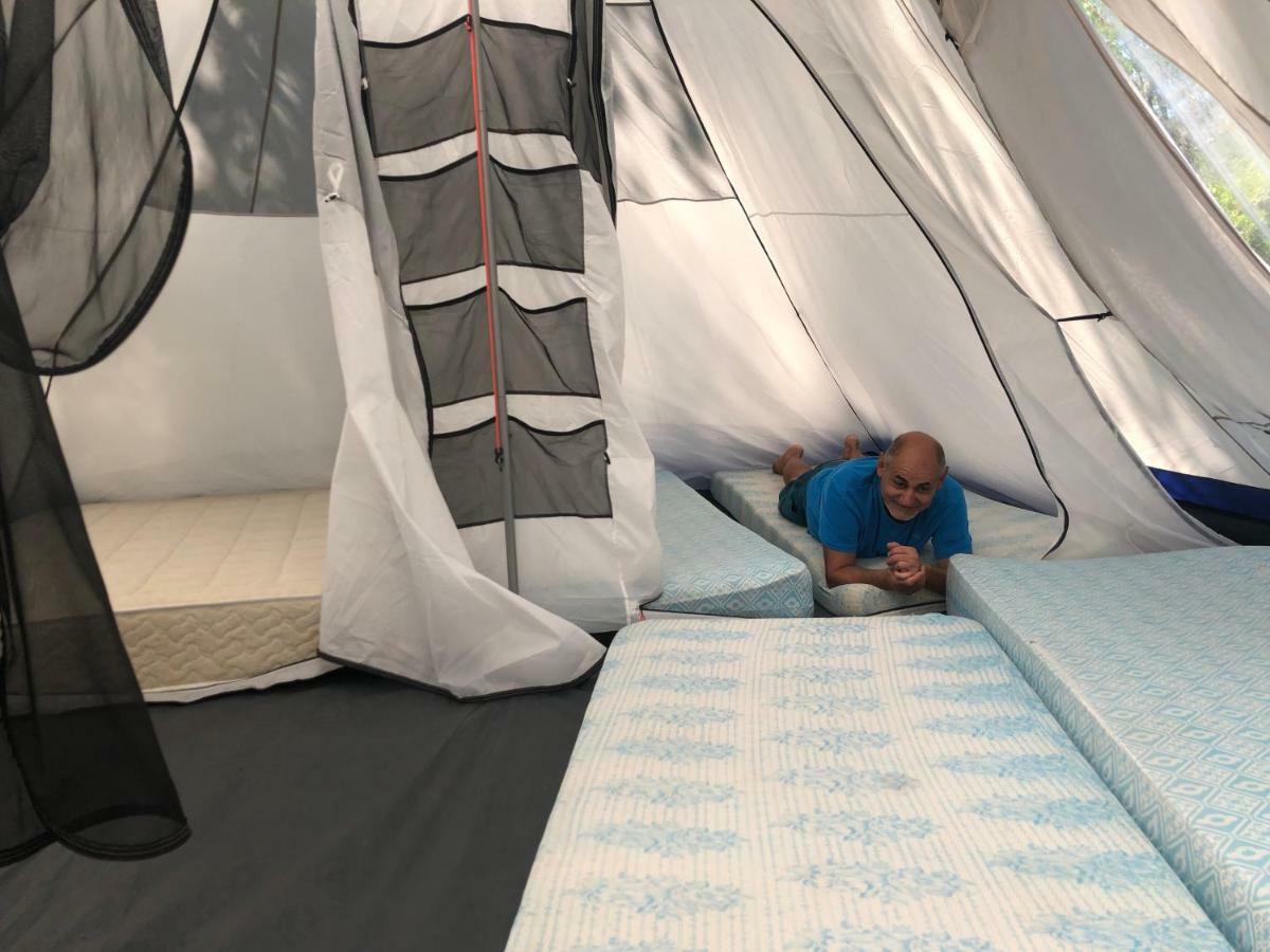 Aldea Guntin Camping Caniza La Caniza Exterior foto